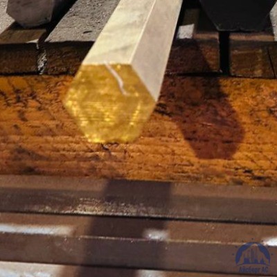 Шестигранник латунный 5,5 мм ЛС59-1 ГОСТ 2060-2006 купить в Липецке